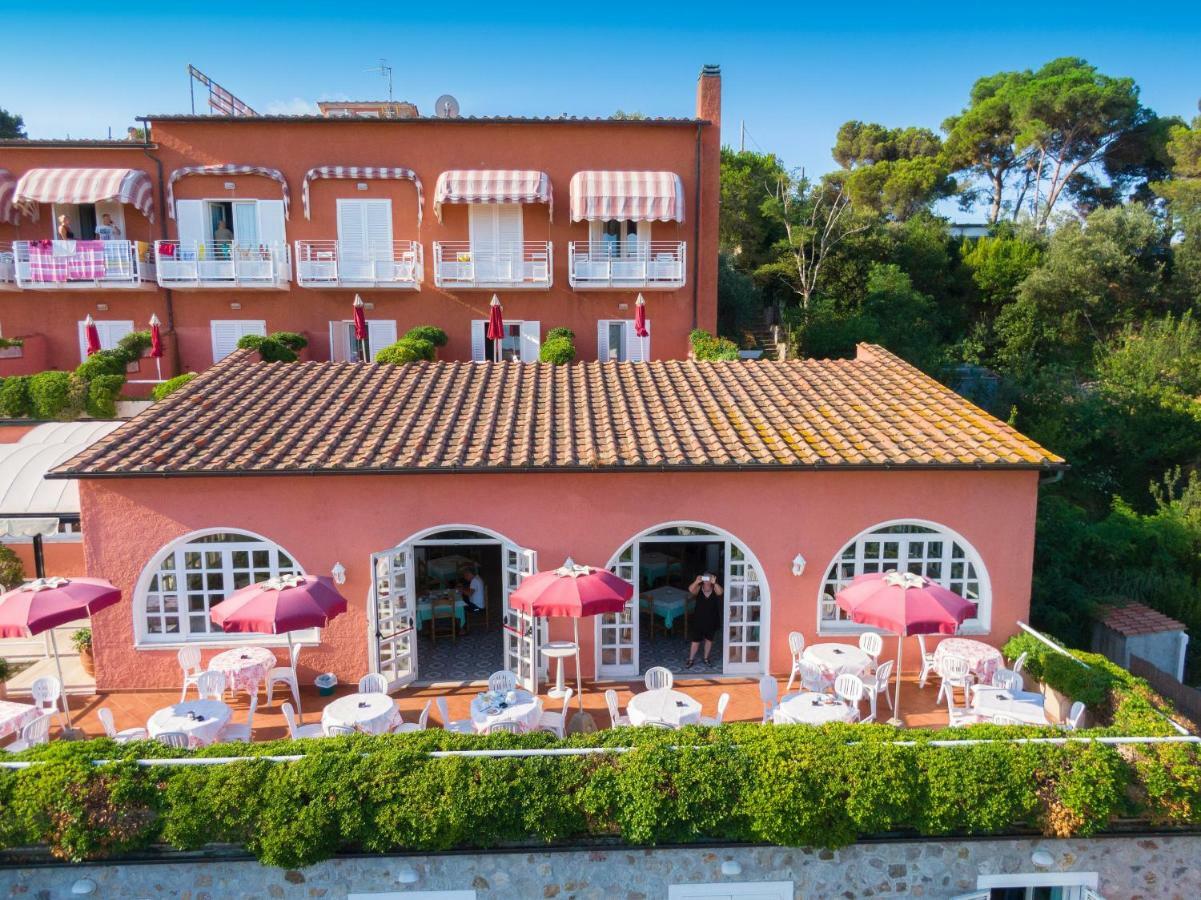 פורטופראיו Hotel Acquamarina מראה חיצוני תמונה